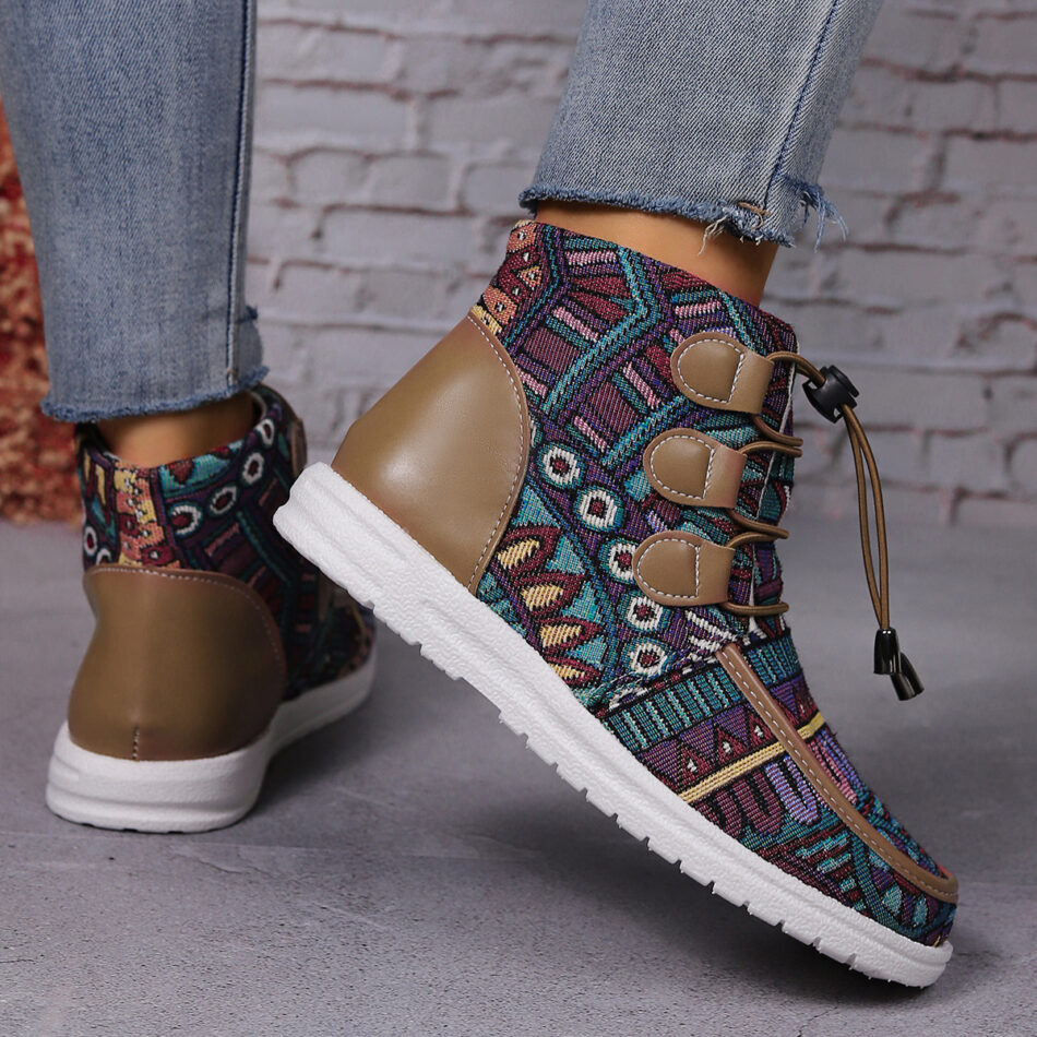 Fashionable Warm Women's Casual Boots - Image 8