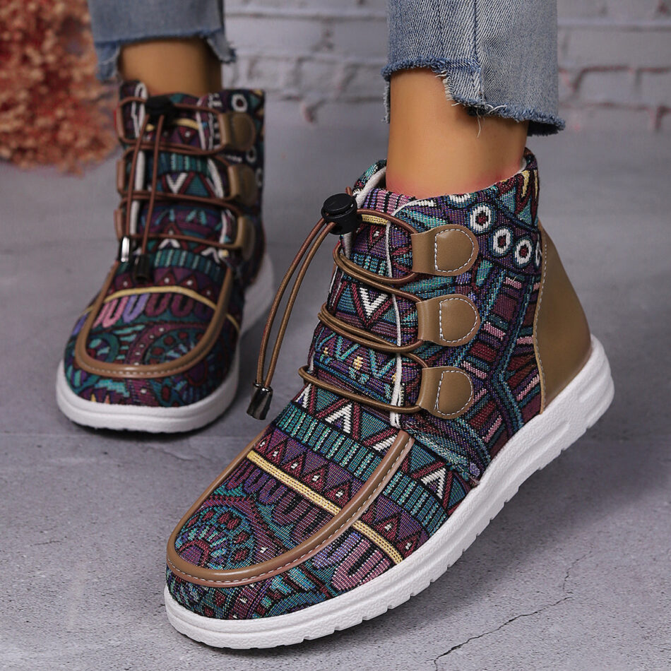 Fashionable Warm Women's Casual Boots - Image 10